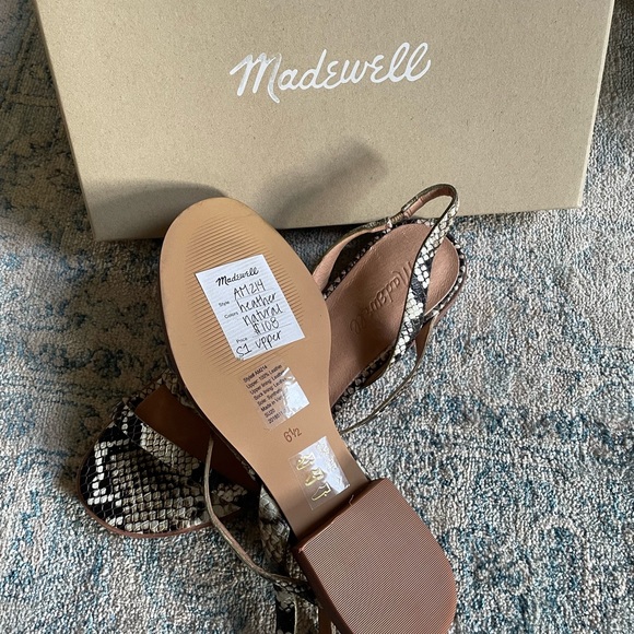 NEW Madewell Heidi Slingback Sandal in Snake Embossed Leather size 6.5 - Picture 4 of 4